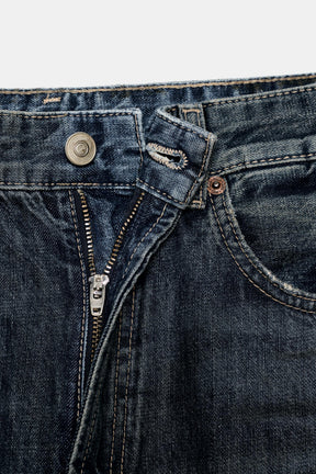 Wide-leg high-waist jeans
