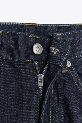 Straight high-waist jeans with