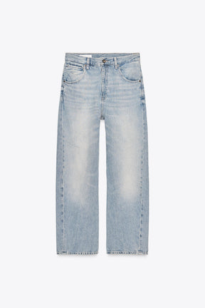 Oversized mid-waist jeans