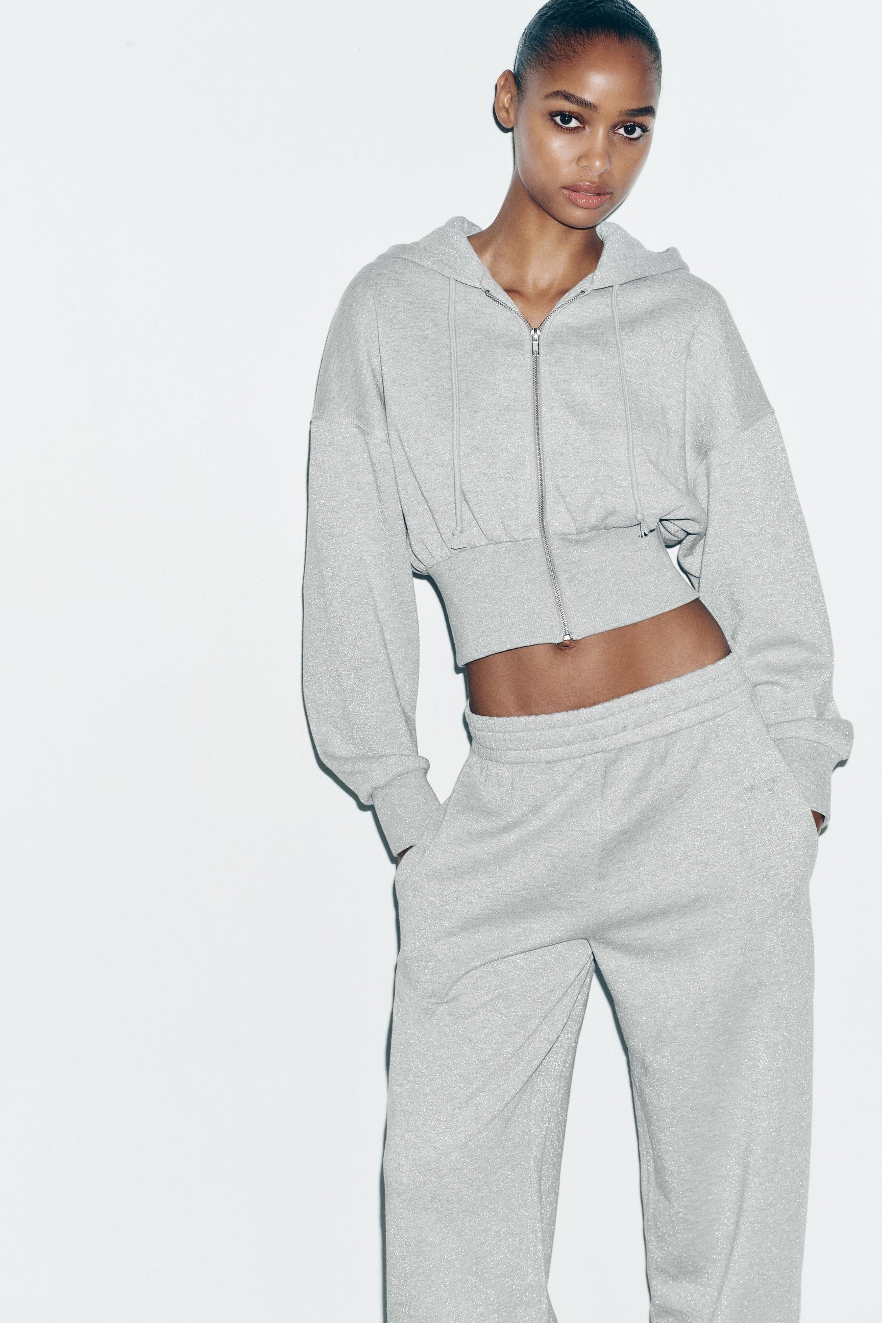 METALLIC THREAD CROP HOODIE