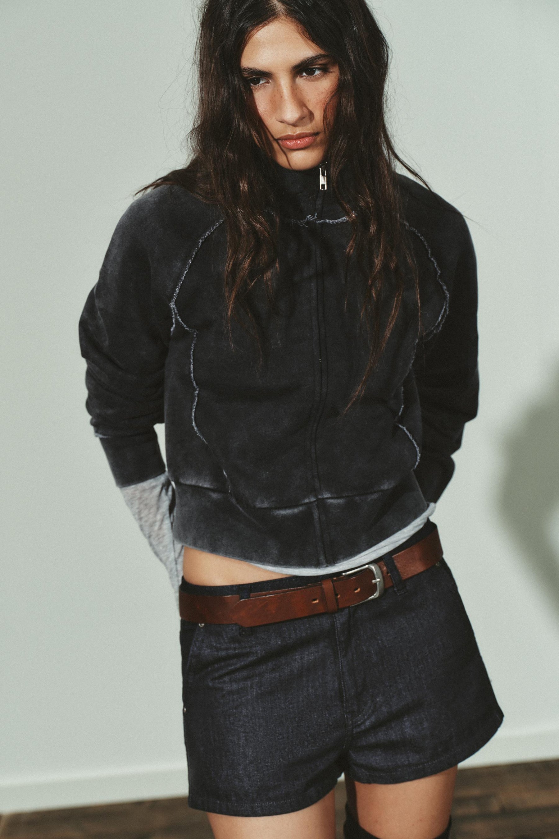 Seam-detailed sweatshirt.