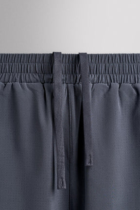 CONTRAST PERFORATED SHORTS - Image 10