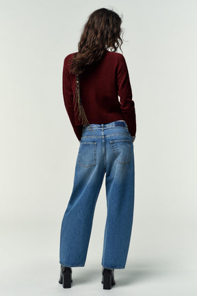 Mid-waist barrel-leg jeans