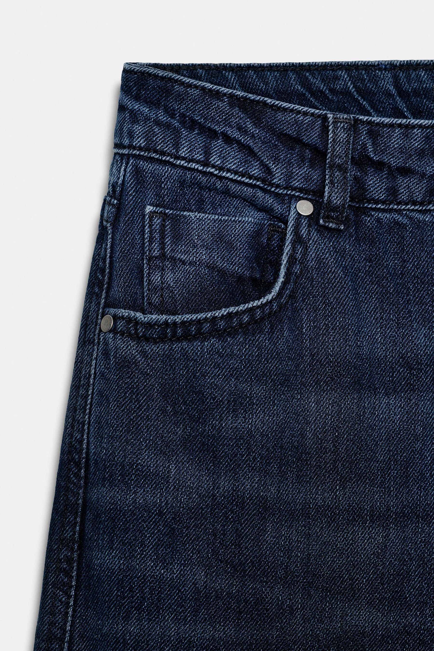 Wide-leg high-waist jeans