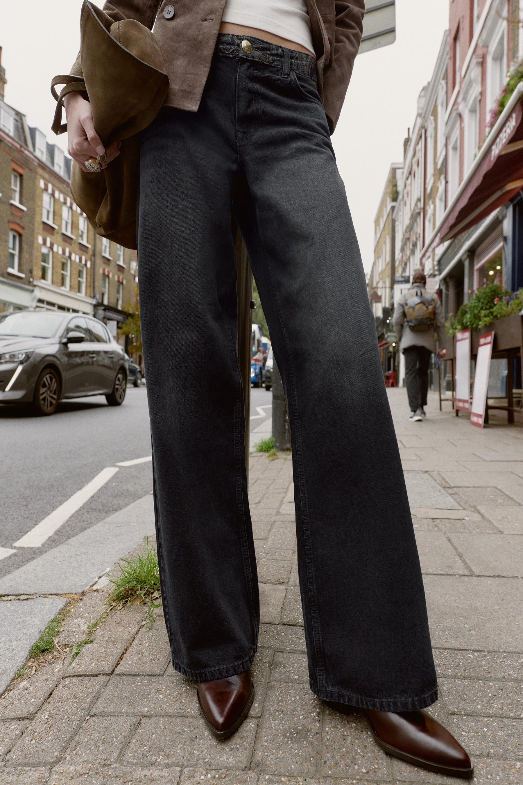 Jacquard-Jeans mit mittelhohem Bund