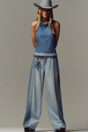 Wide-leg high-waist jeans