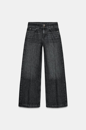 Weit geschnittene High-Waist-Jeans