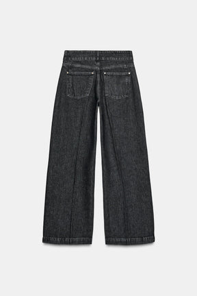 Weit geschnittene High-Waist-Jeans