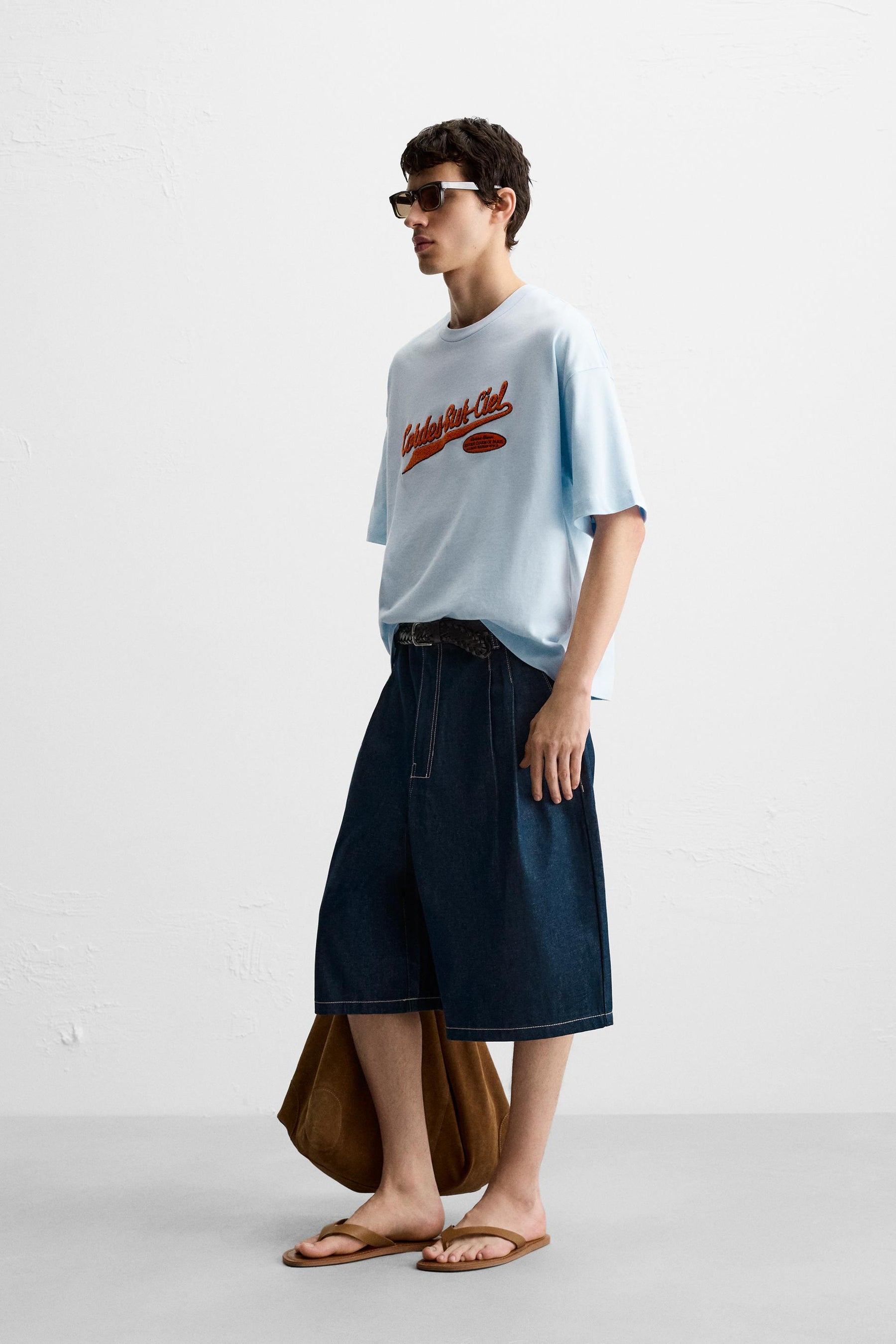 T-SHIRT WITH TERRYCLOTH PATCH - Image 4