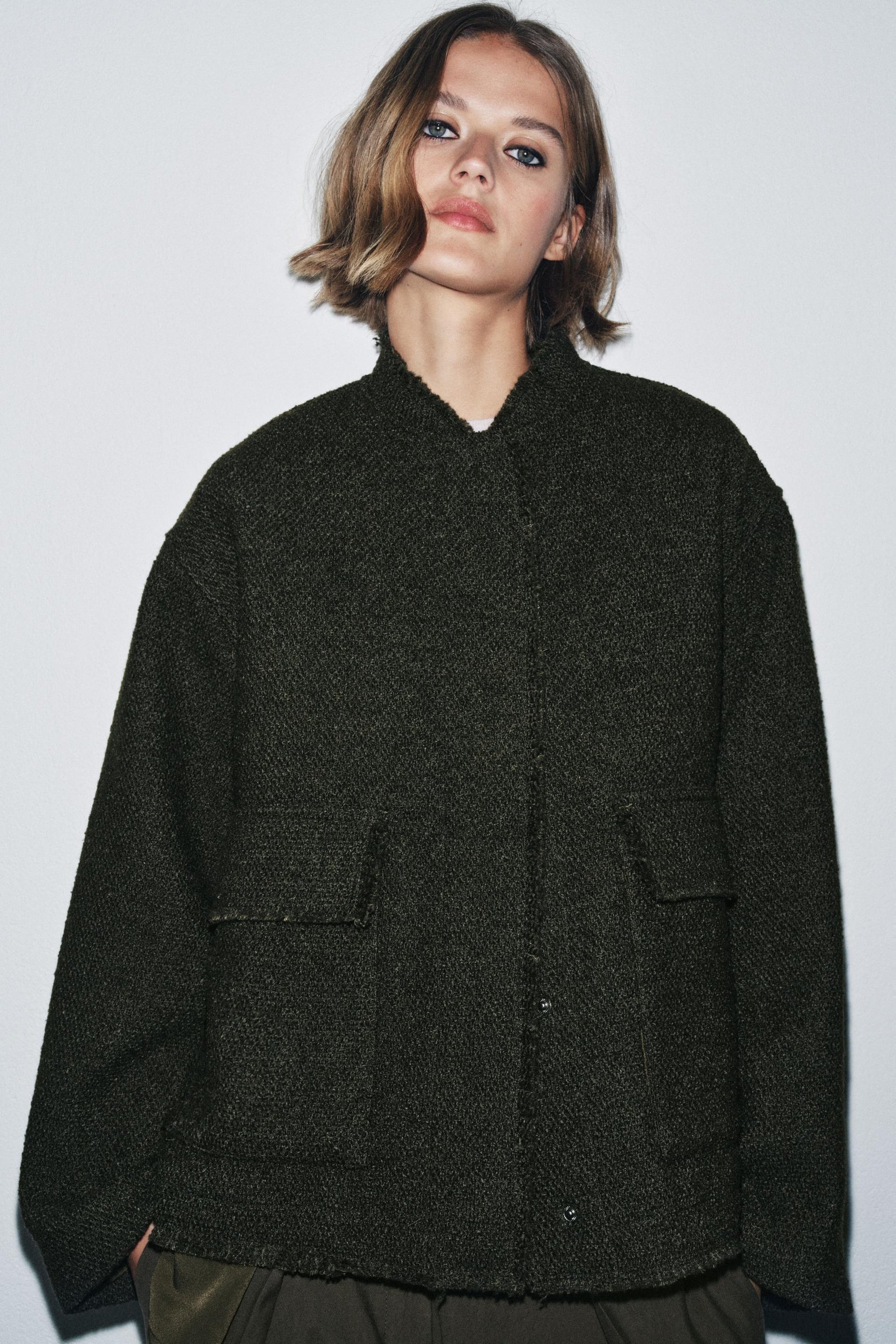 JACKE AUS STRUKTURIERTER WOLLMISCHUNG