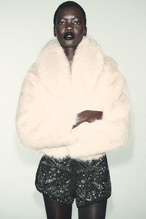 SHORT FAUX FUR COAT WITH LAPEL COLLAR - Image 4