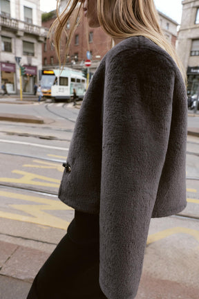 FAUX FUR JACKET WITH FIREMAN CLASP - Image 4