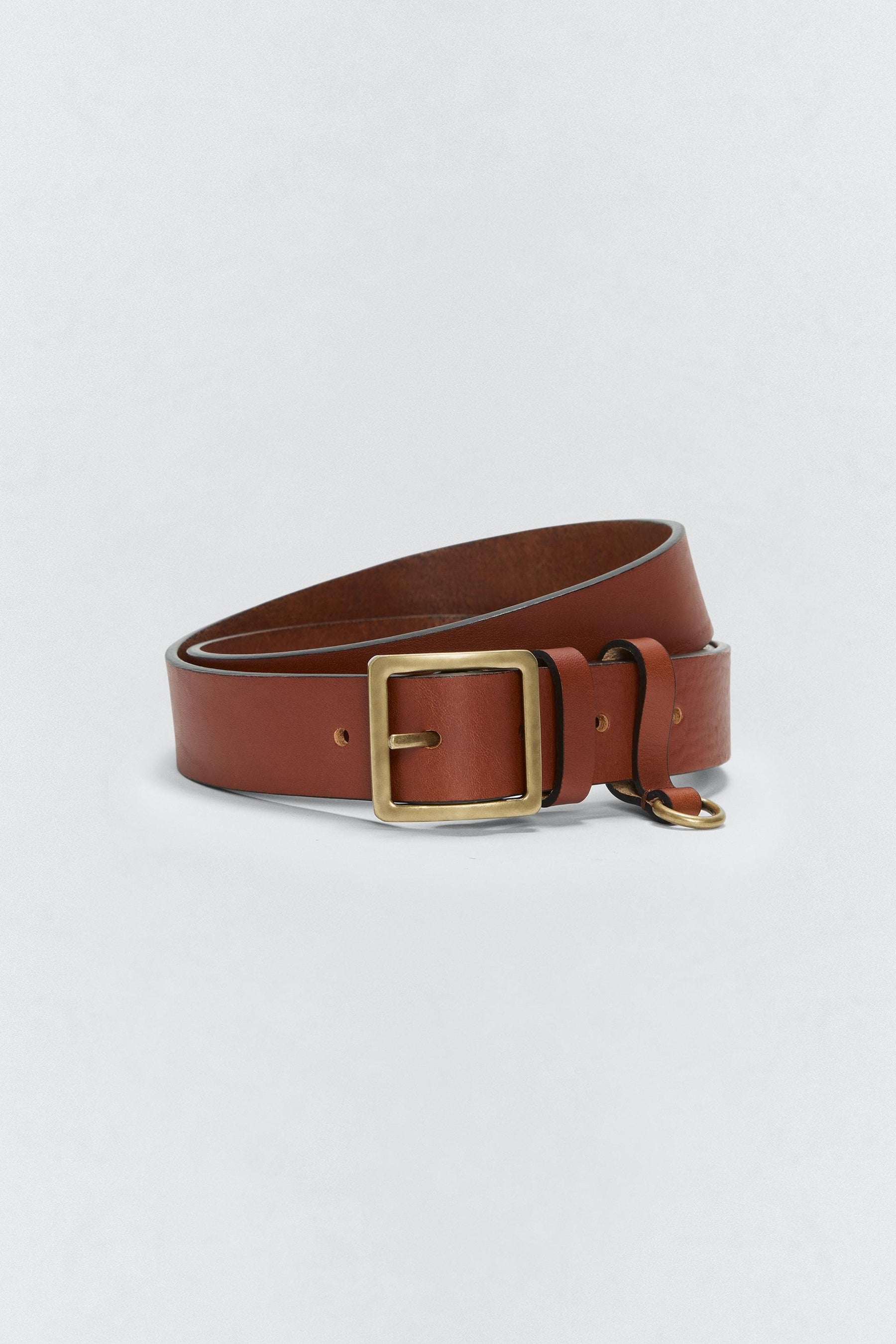 Leather Belt, Sleek Design