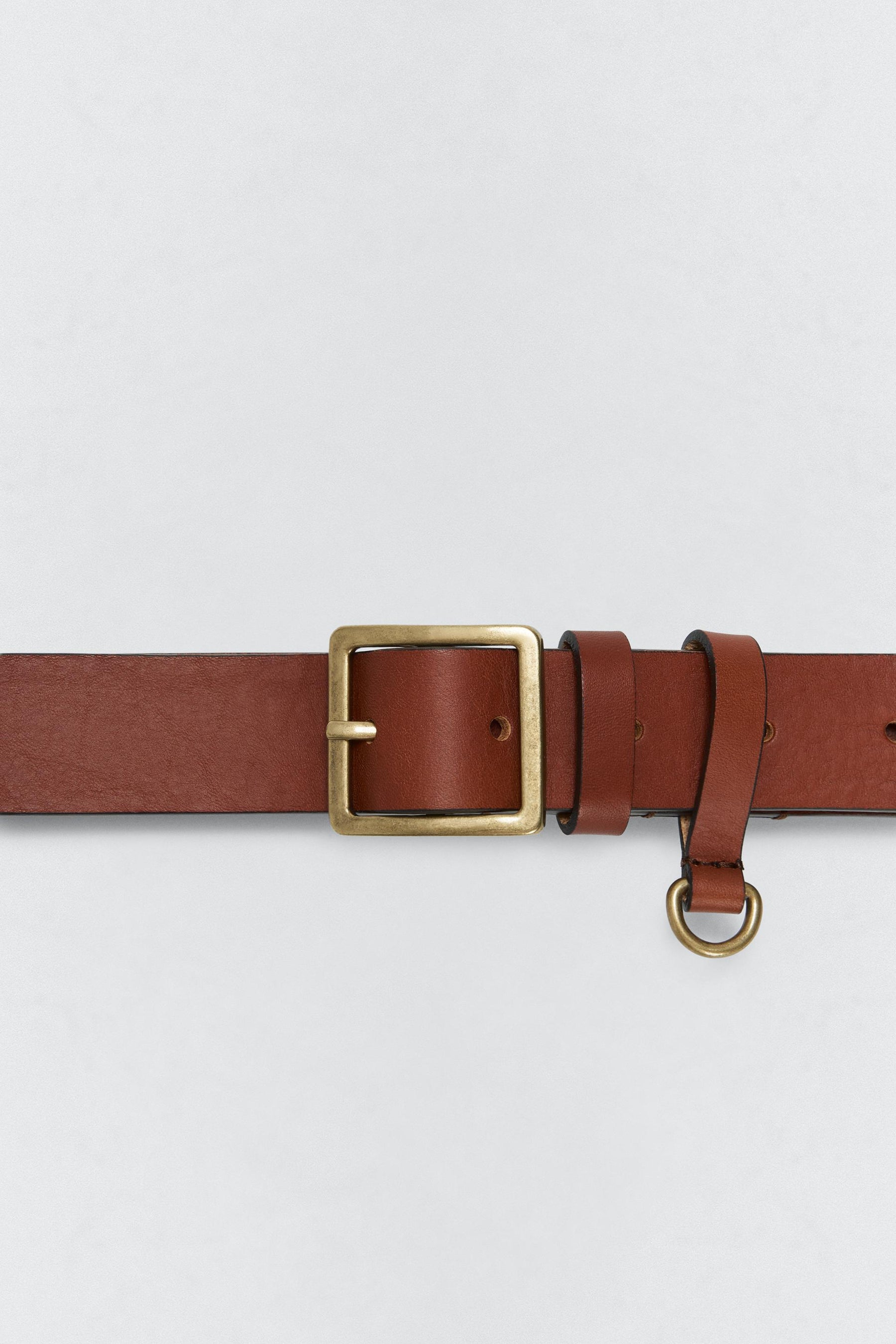 Leather Belt, Sleek Design