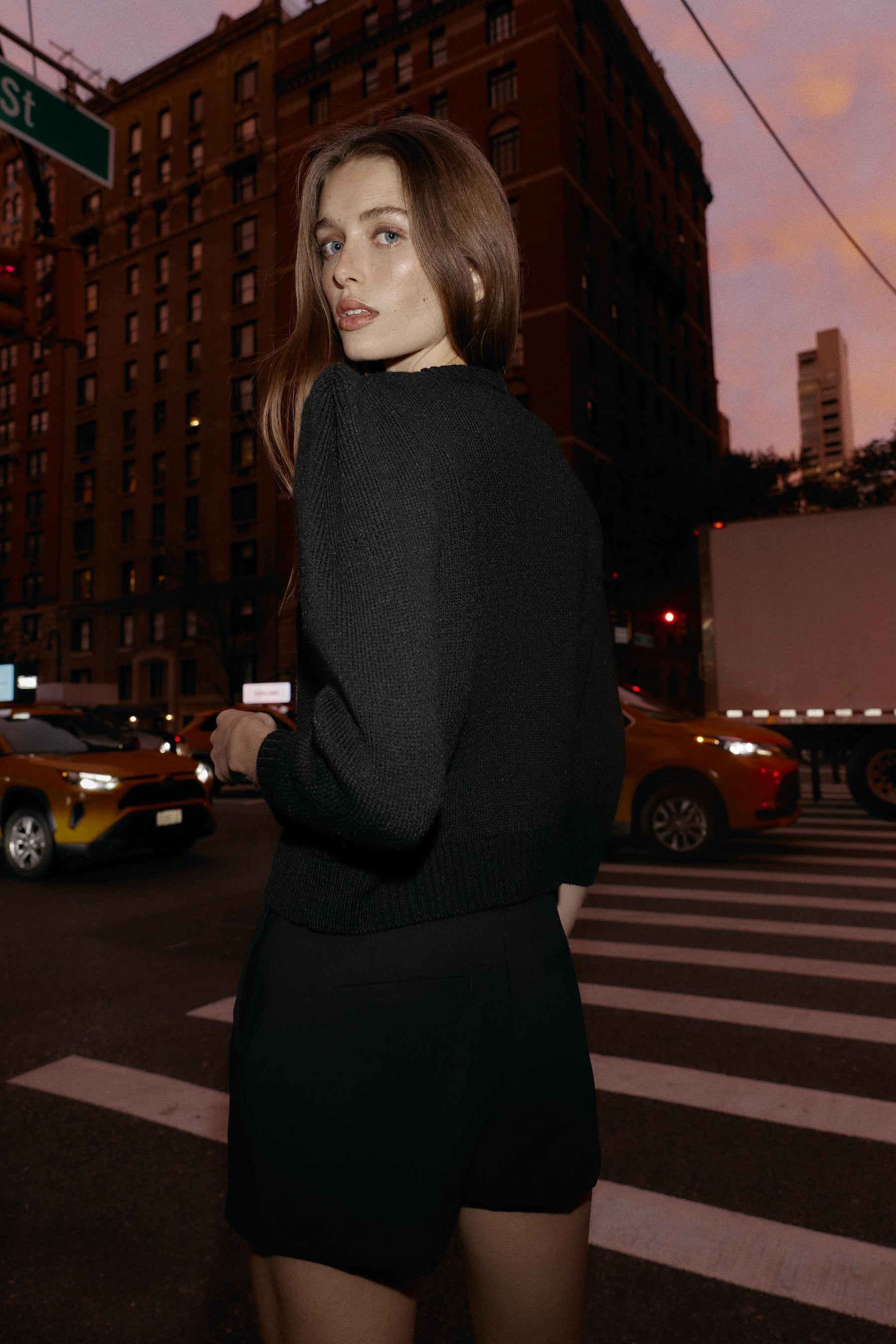 Strickjacke mit Schulter