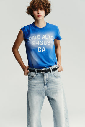 Oversized mid-waist jeans
