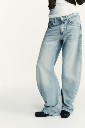 Low Waist Jeans