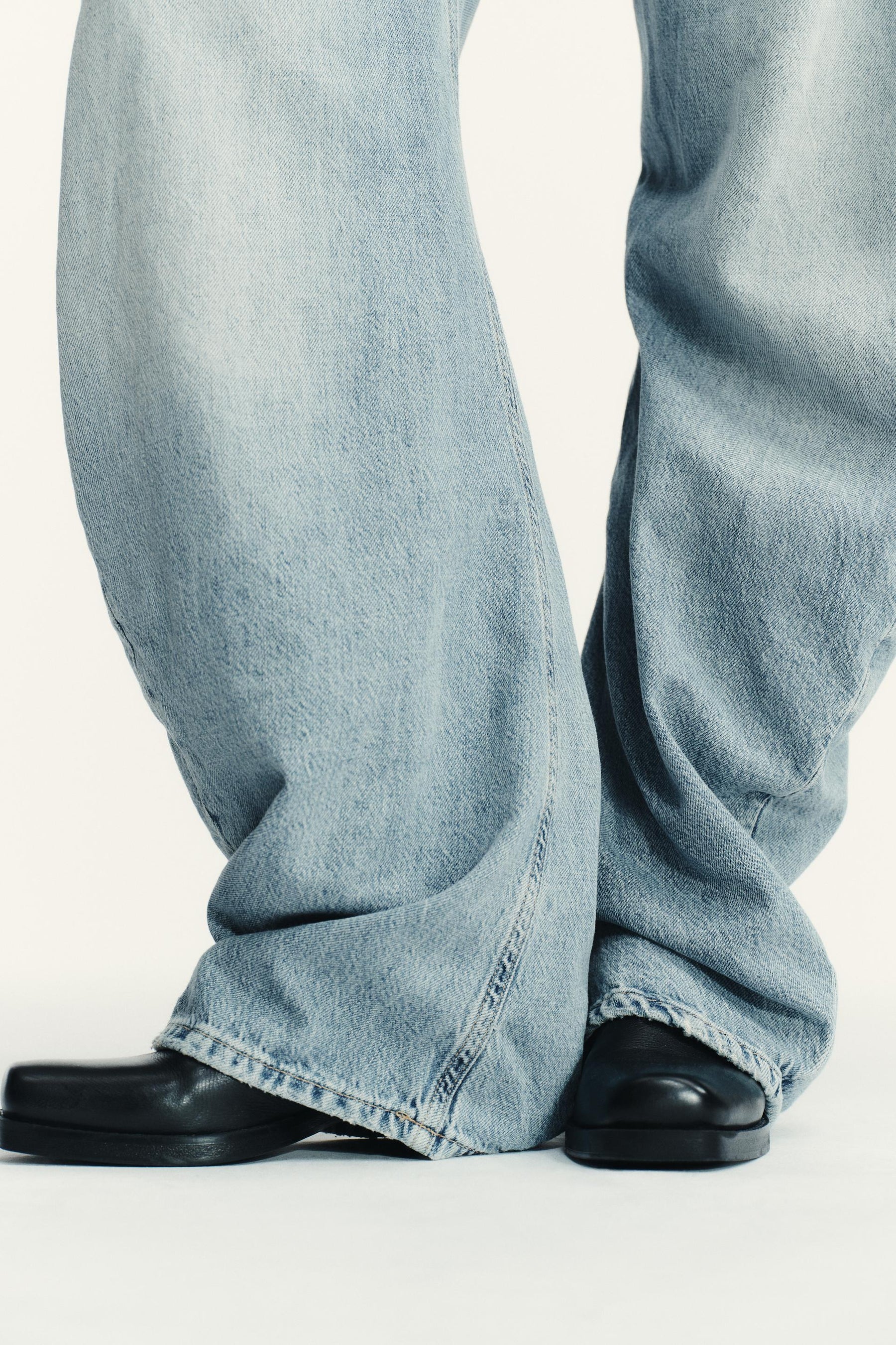 Low Waist Jeans