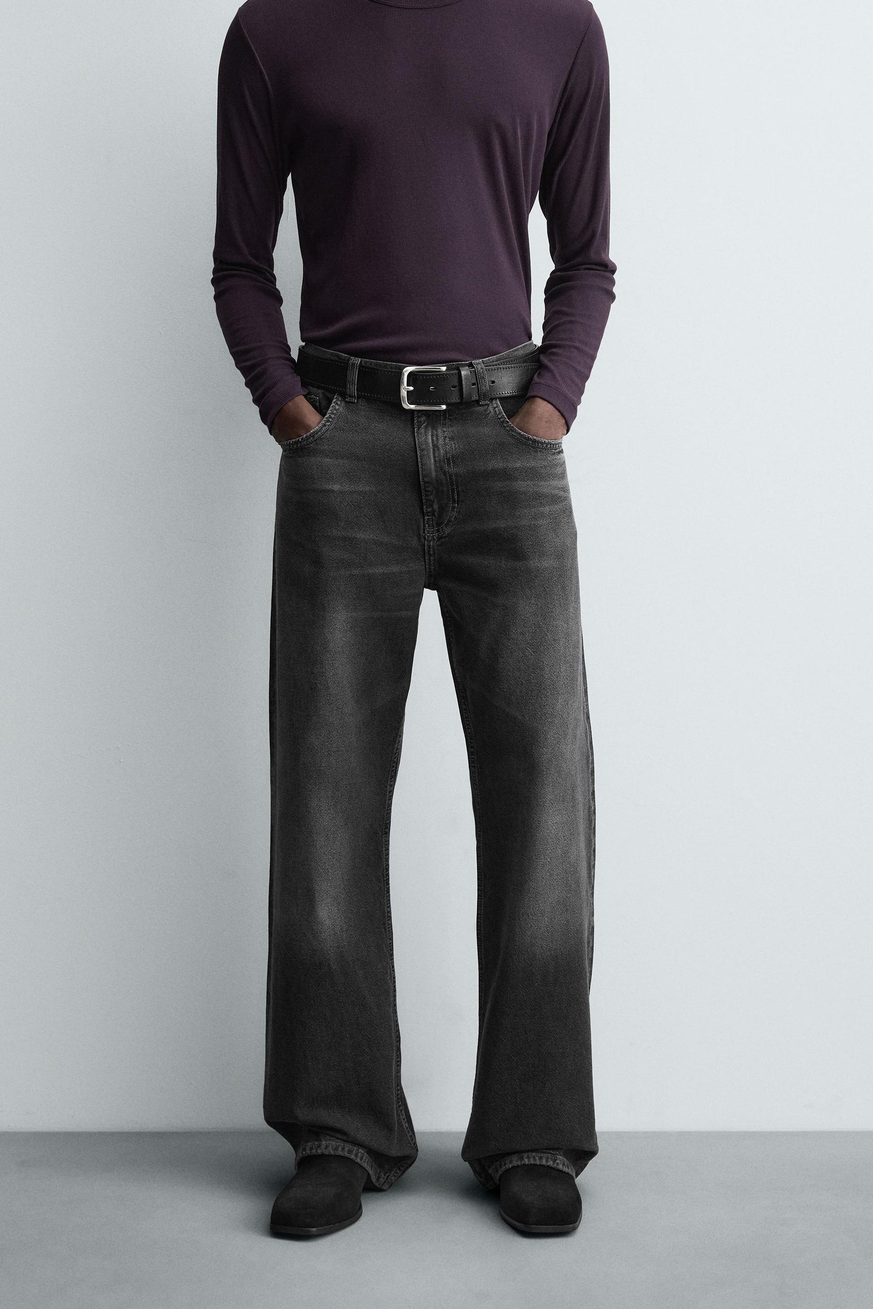 FLARE FIT JEANS - Image 2