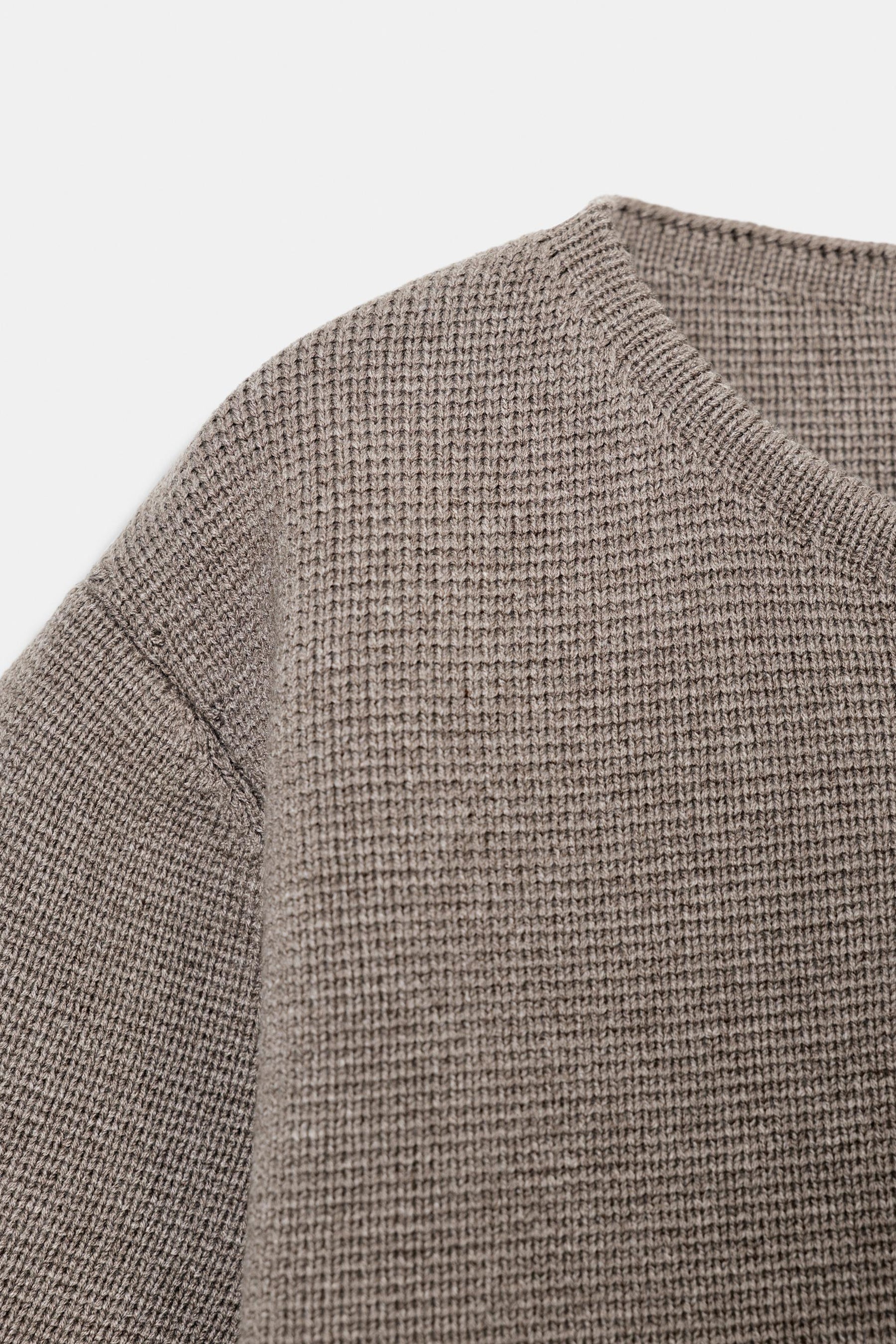 Strickjacke mit bezogenem