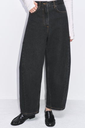 Ankle Balloon Mid-Waist Jeans