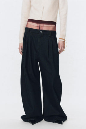 WIDE-LEG JEANS WITH DARTS