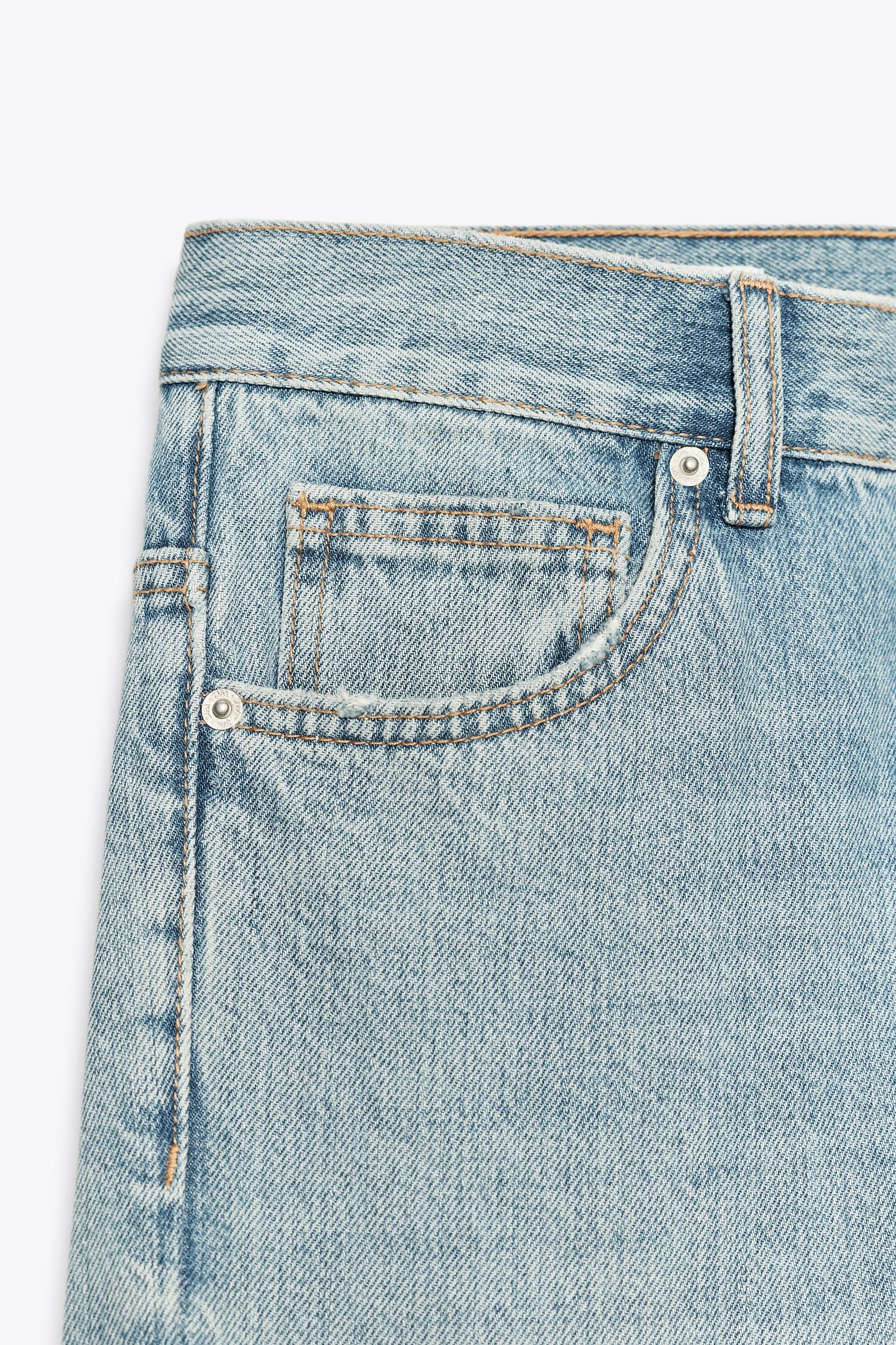 Straight Jeans