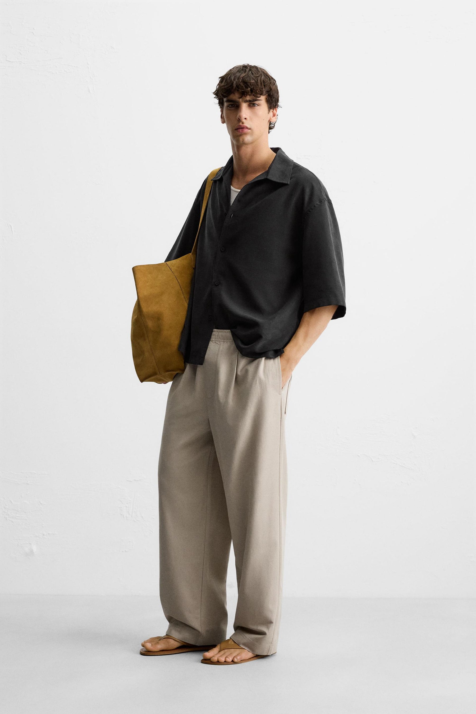 REGULAR FIT JOGGER WAIST TROUSERS - Image 4