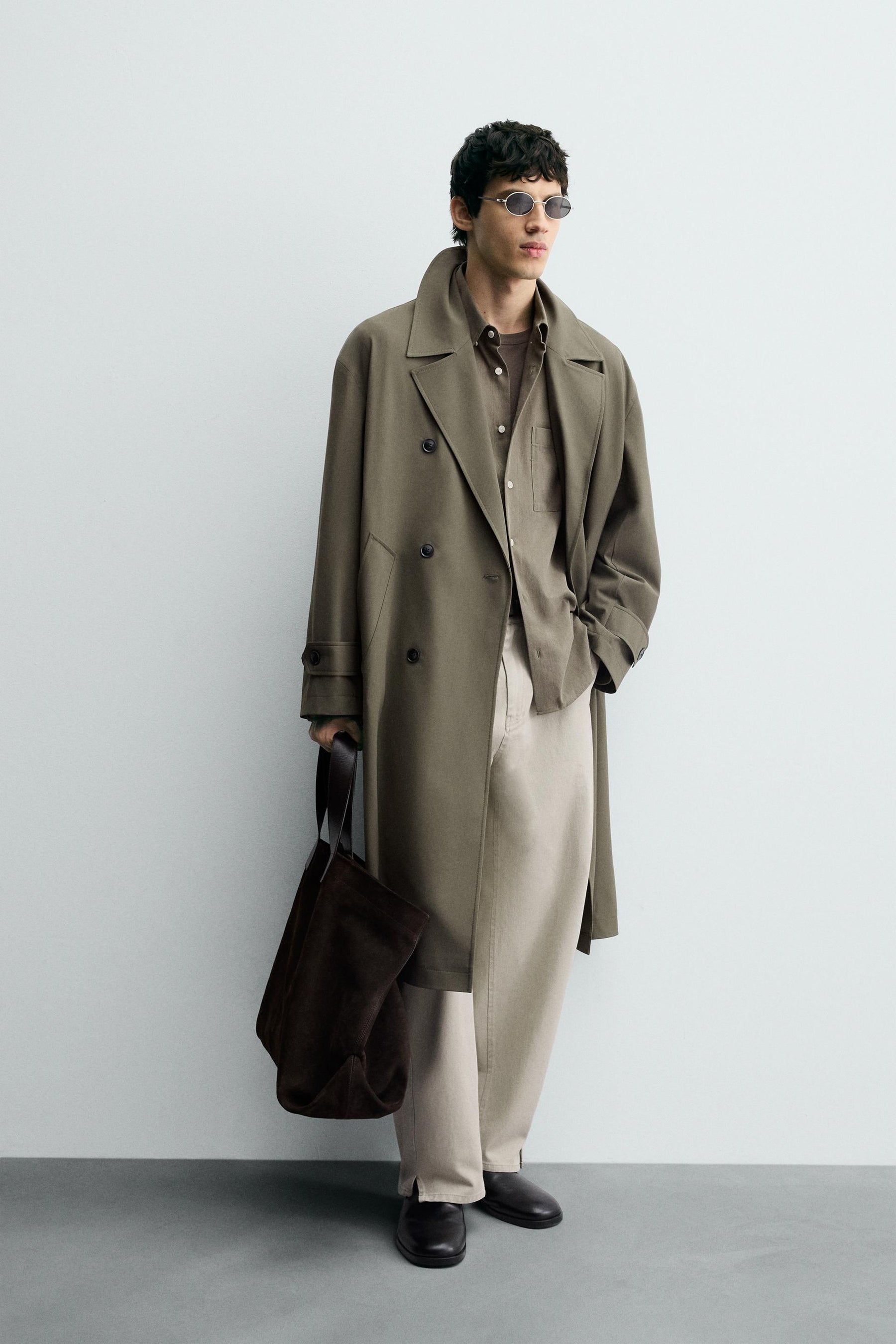 OVERSIZE FLOWING TRENCH COAT - Image 1