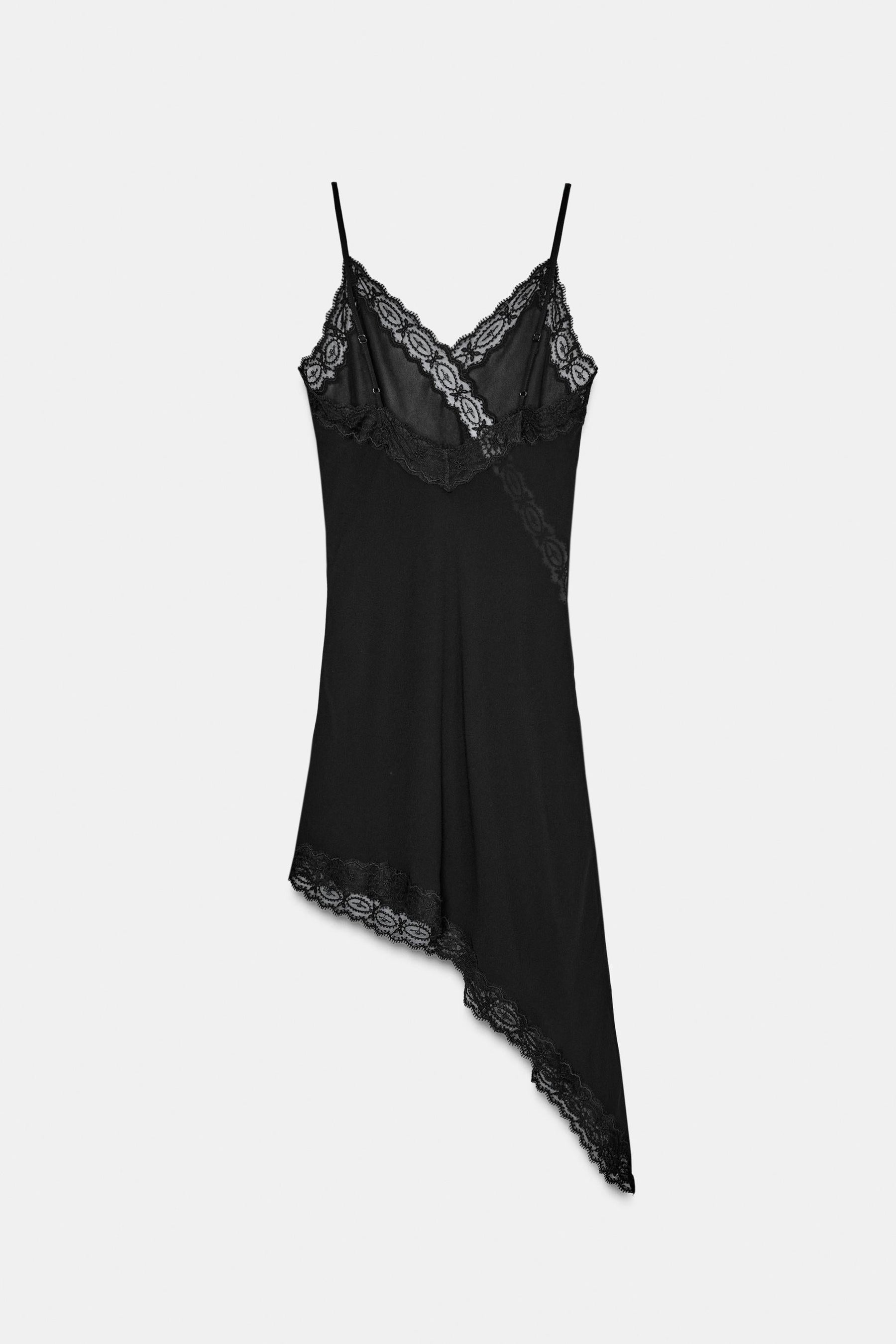 Asymmetrisches Trägerkleid