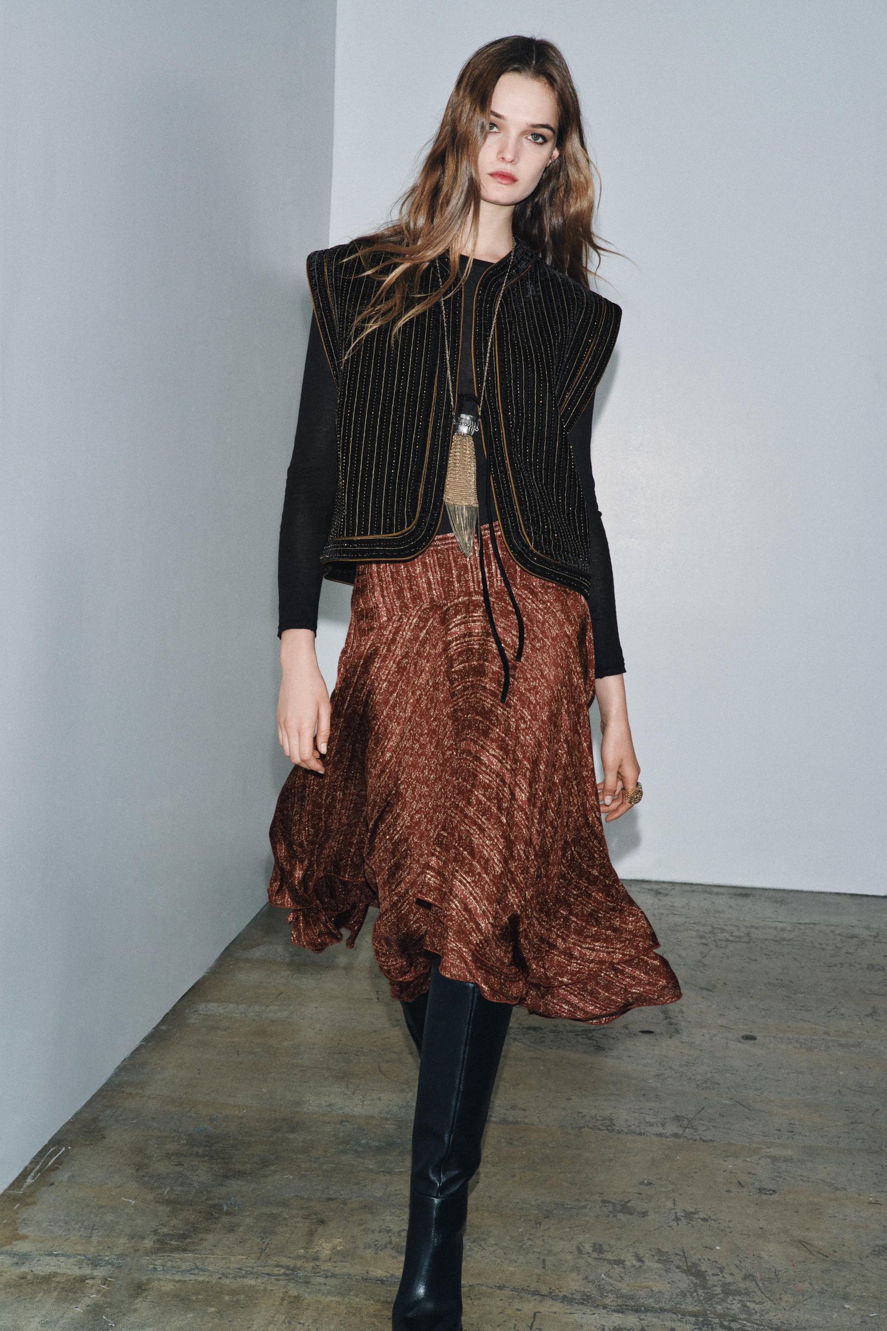 Velvet Quilted Waistcoat - Image 3