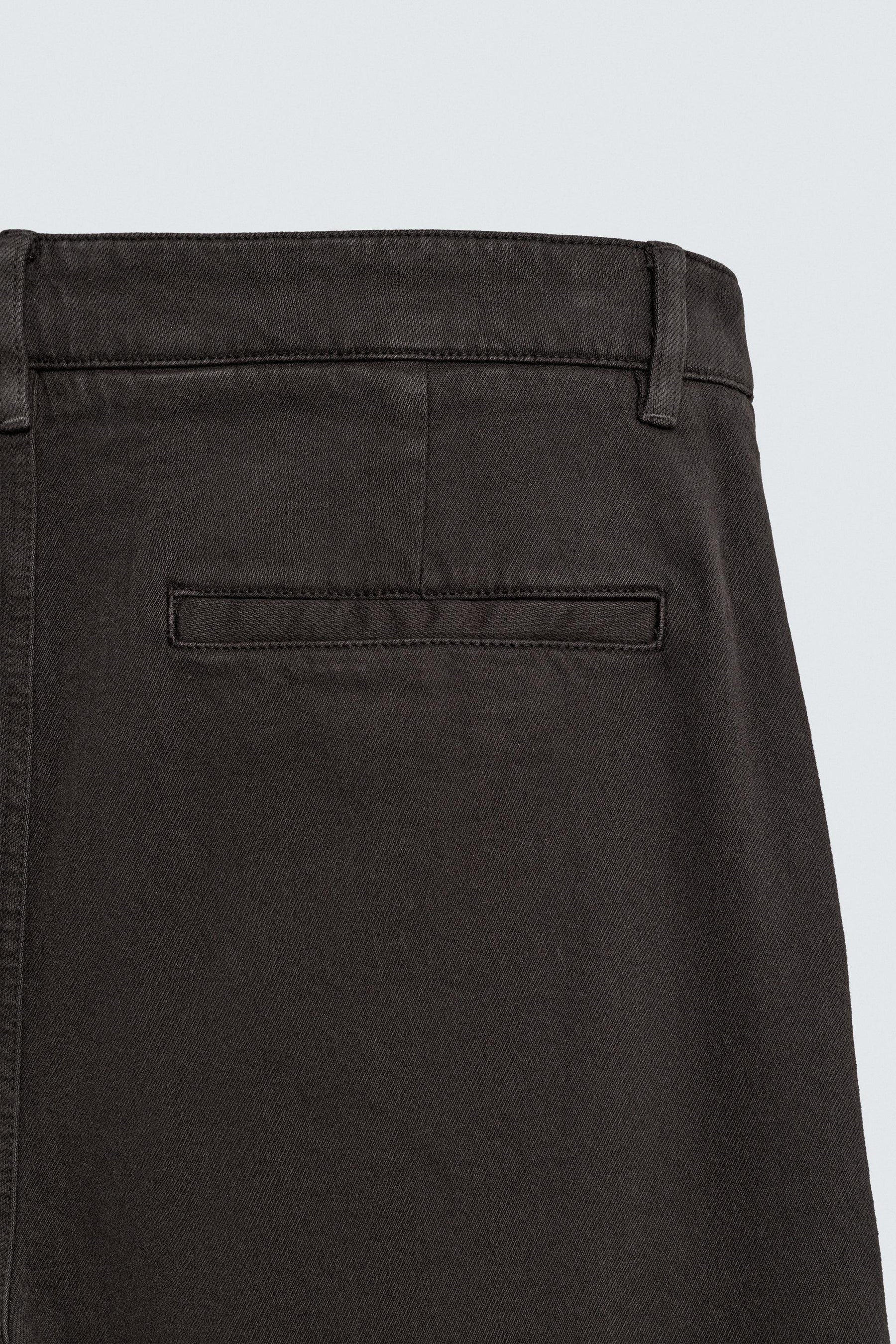 Faltenhose mit geradem Bein