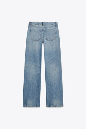 Wide-leg low-rise jeans