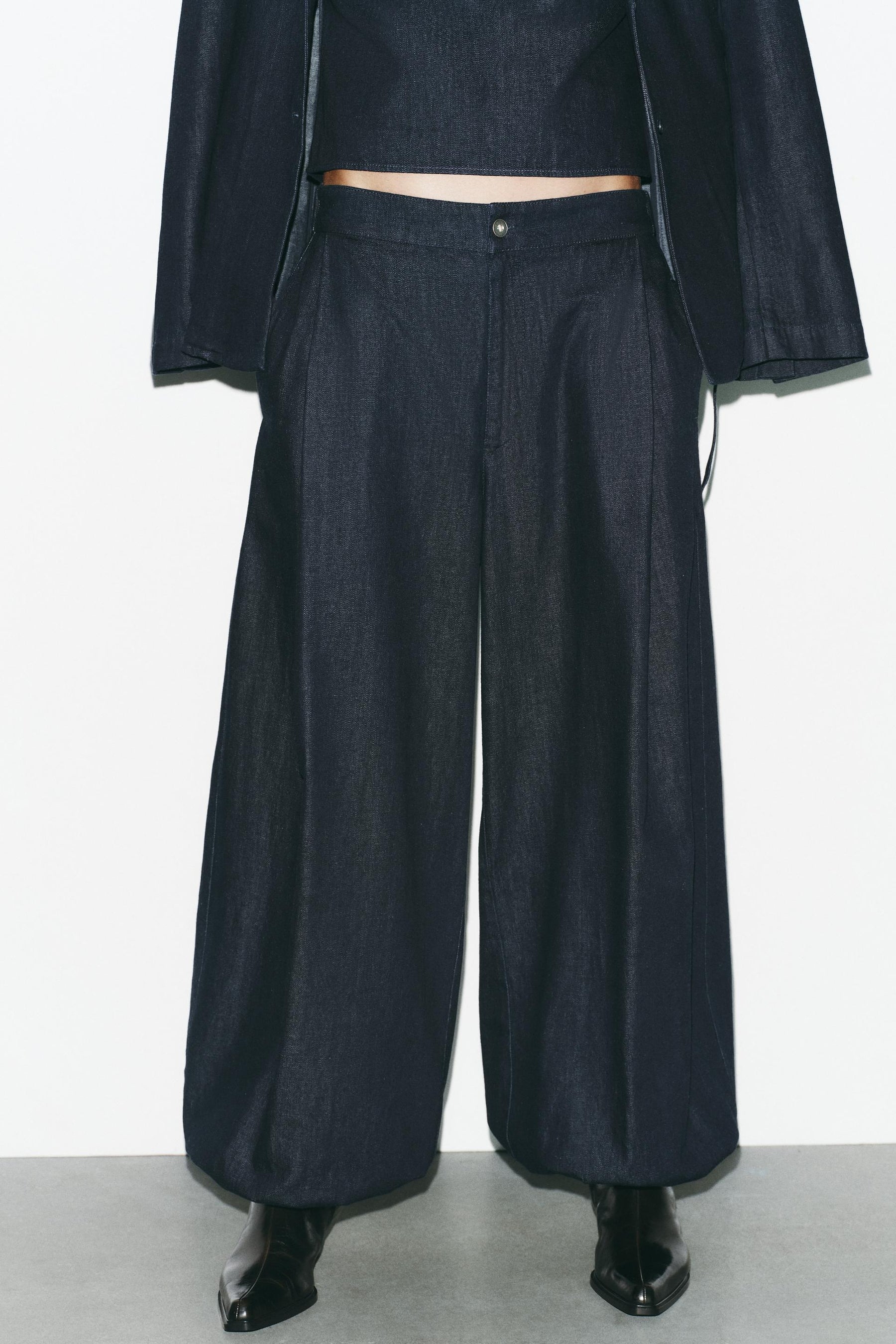 Denim trousers