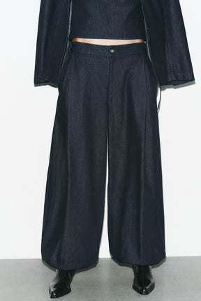 Denim trousers