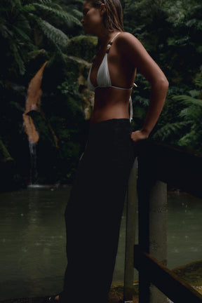 STRAIGHT-LEG TROUSERS