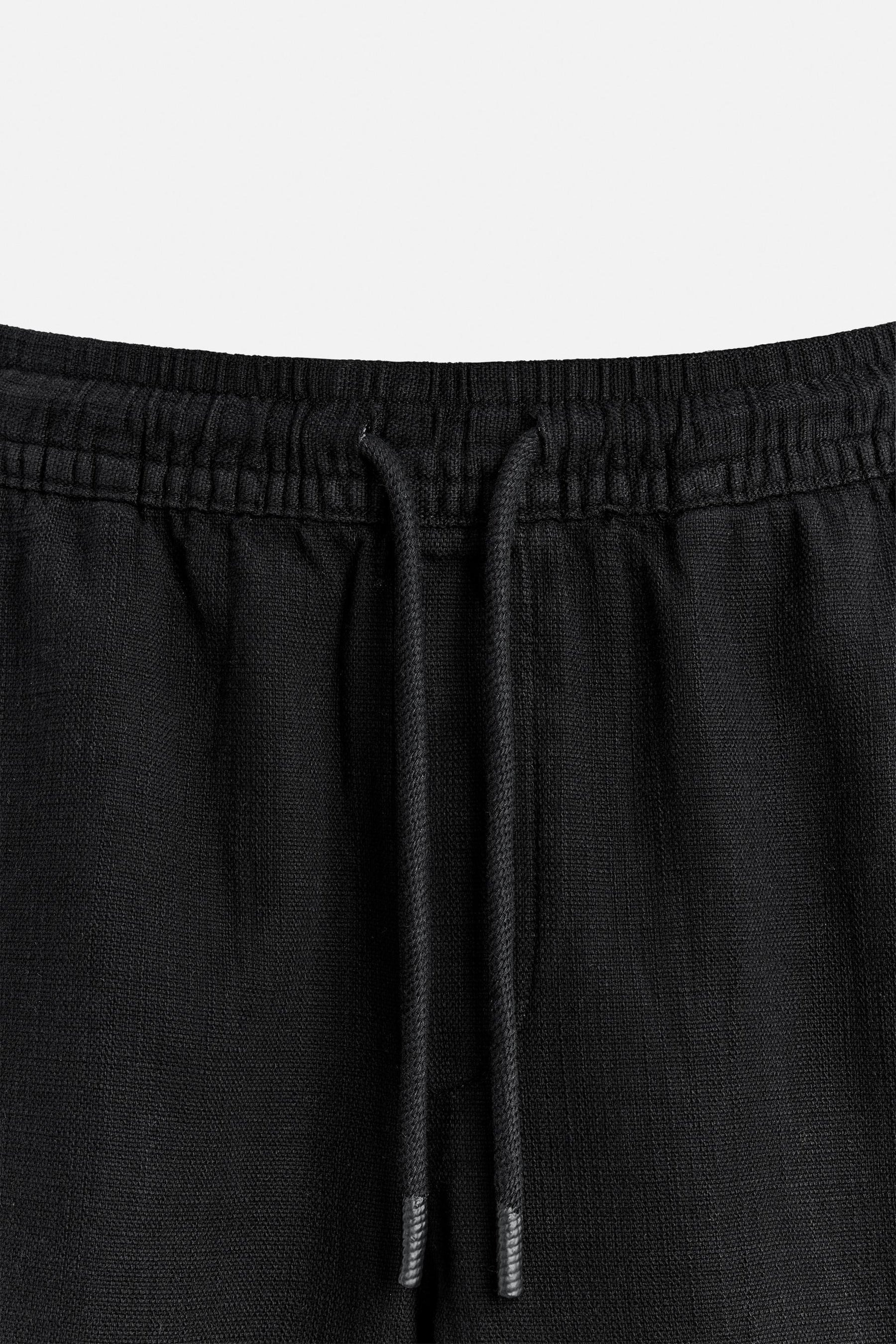 TEXTURED REGULAR FIT BERMUDA SHORTS - Image 9