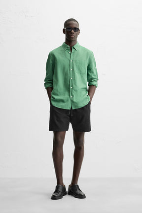 TEXTURED REGULAR FIT BERMUDA SHORTS - Image 1