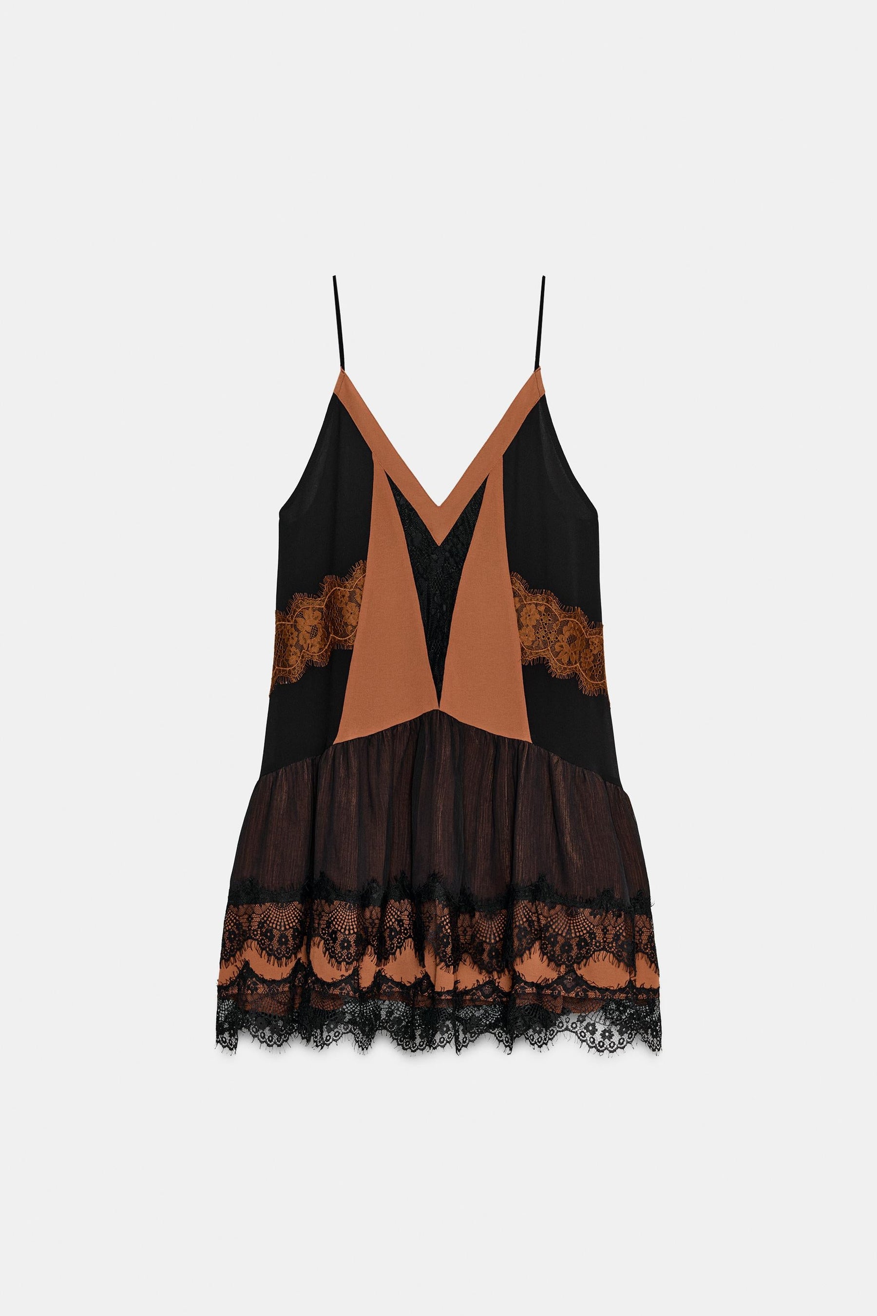 LACE TRIM SHORT DRESS - Image 7