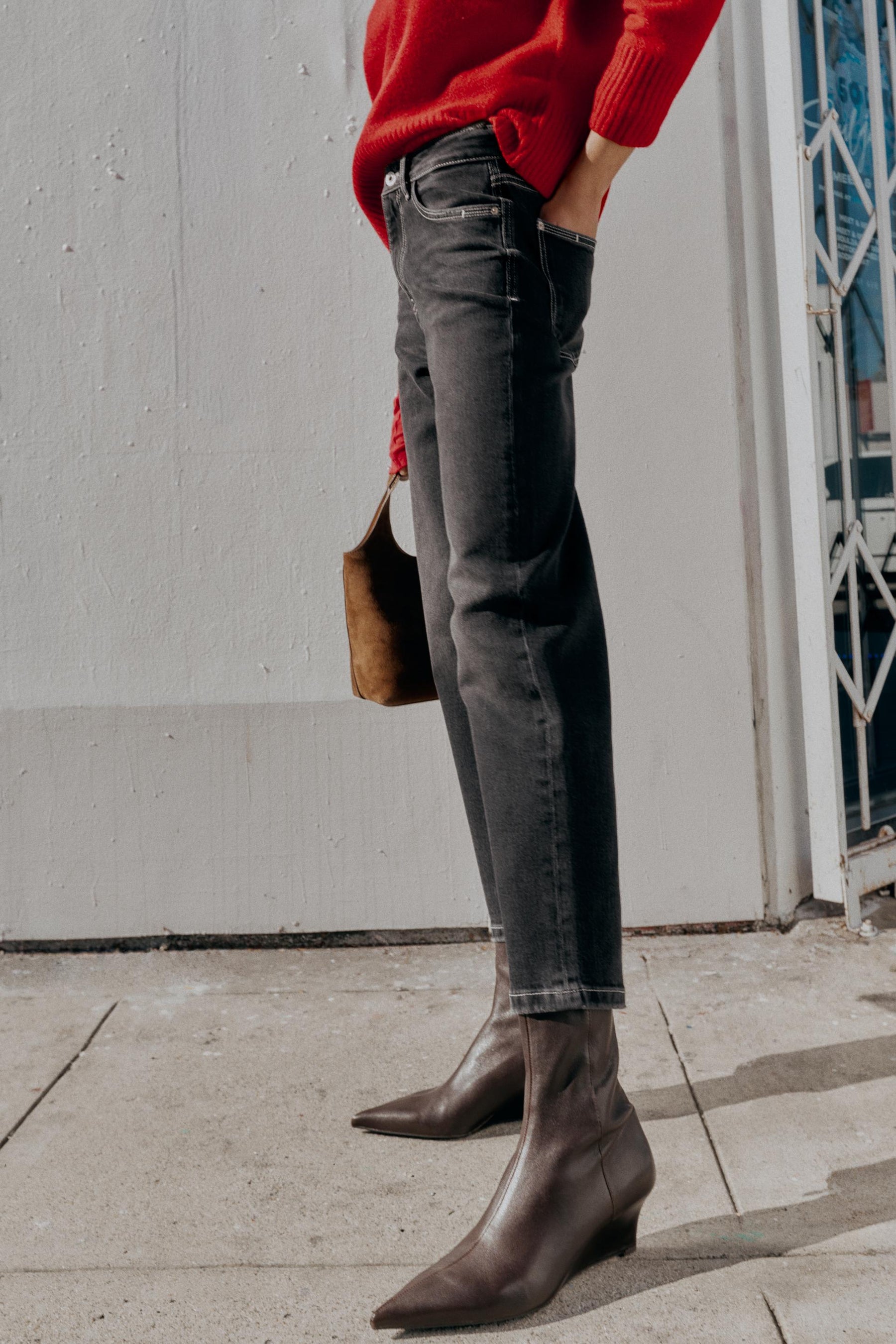 Mom-Jeans mit hohem Bund