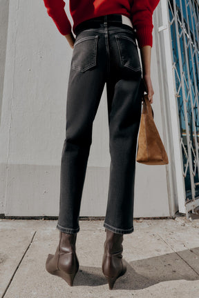 Mom-Jeans mit hohem Bund