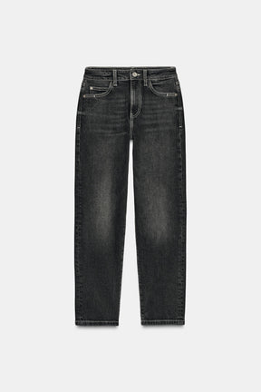 Mom-Jeans mit hohem Bund