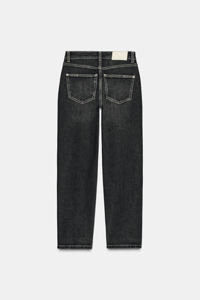Mom-Jeans mit hohem Bund