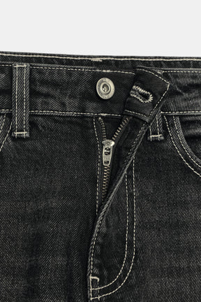Mom-Jeans mit hohem Bund