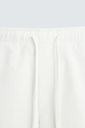 TEXTURED COMFORT BERMUDA SHORTS - Image 9