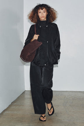 Loose-Fitting Trousers