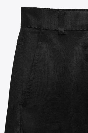 Loose-Fitting Trousers
