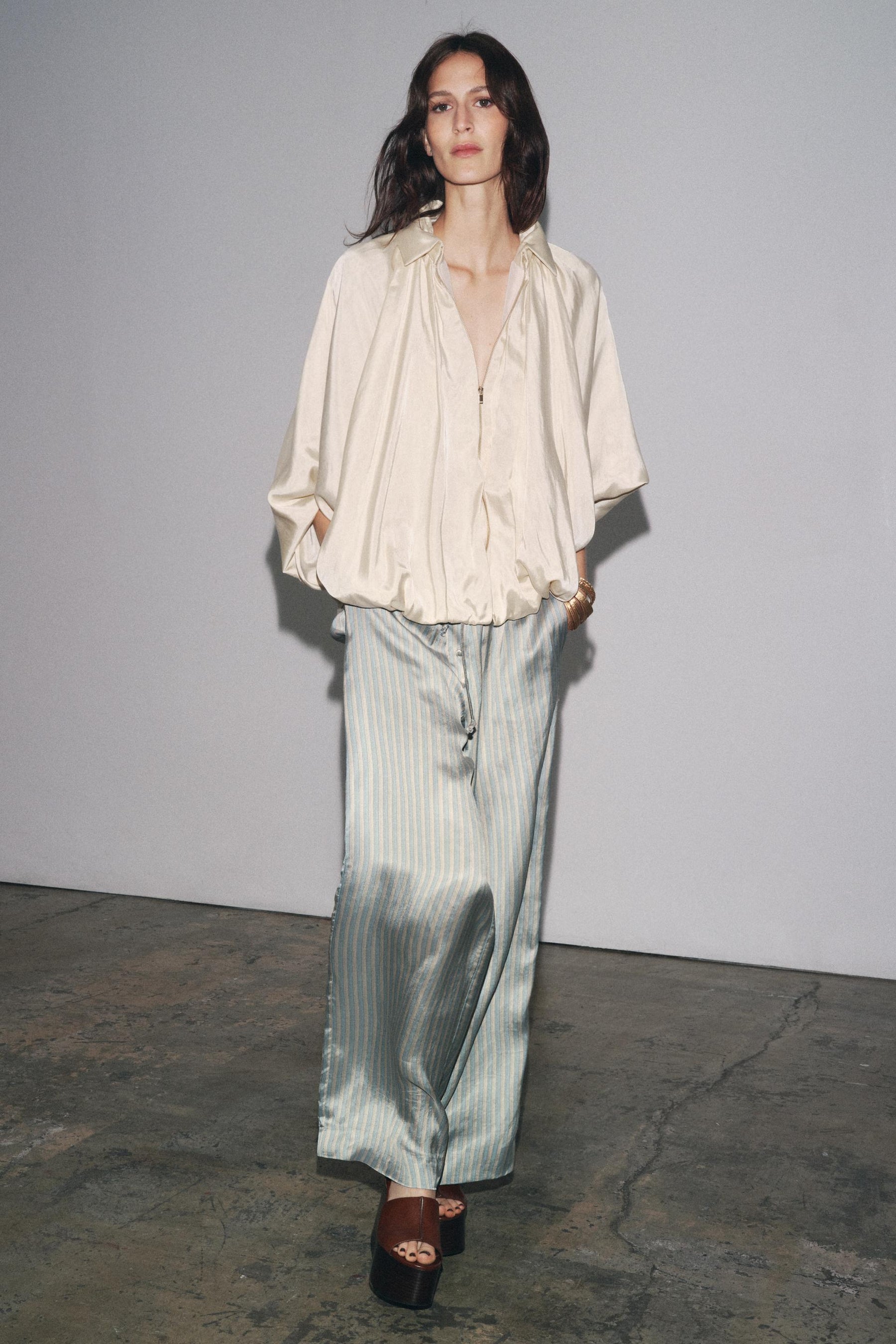 PUFFED BOMBER JACKET - ZW COLLECTION - Image 2