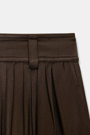 PLEATED WIDE-LEG TROUSERS