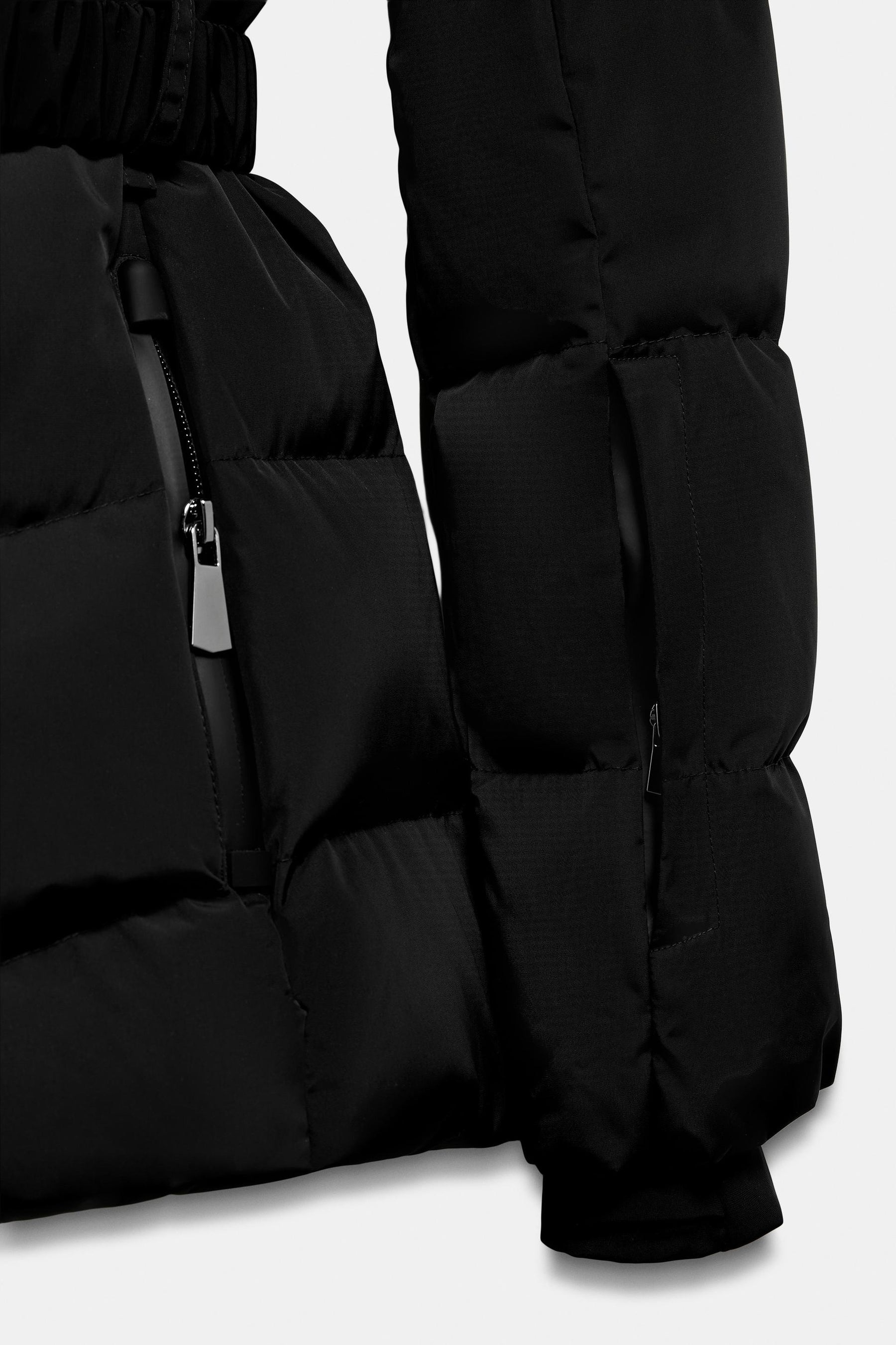 Wasserabweisende Daunenjacke